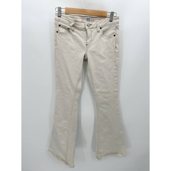 Urban Outfitters BDG Jeans Women 27 Cream Flare Low Rise Cotton Blend Denim - Picture 1 of 9